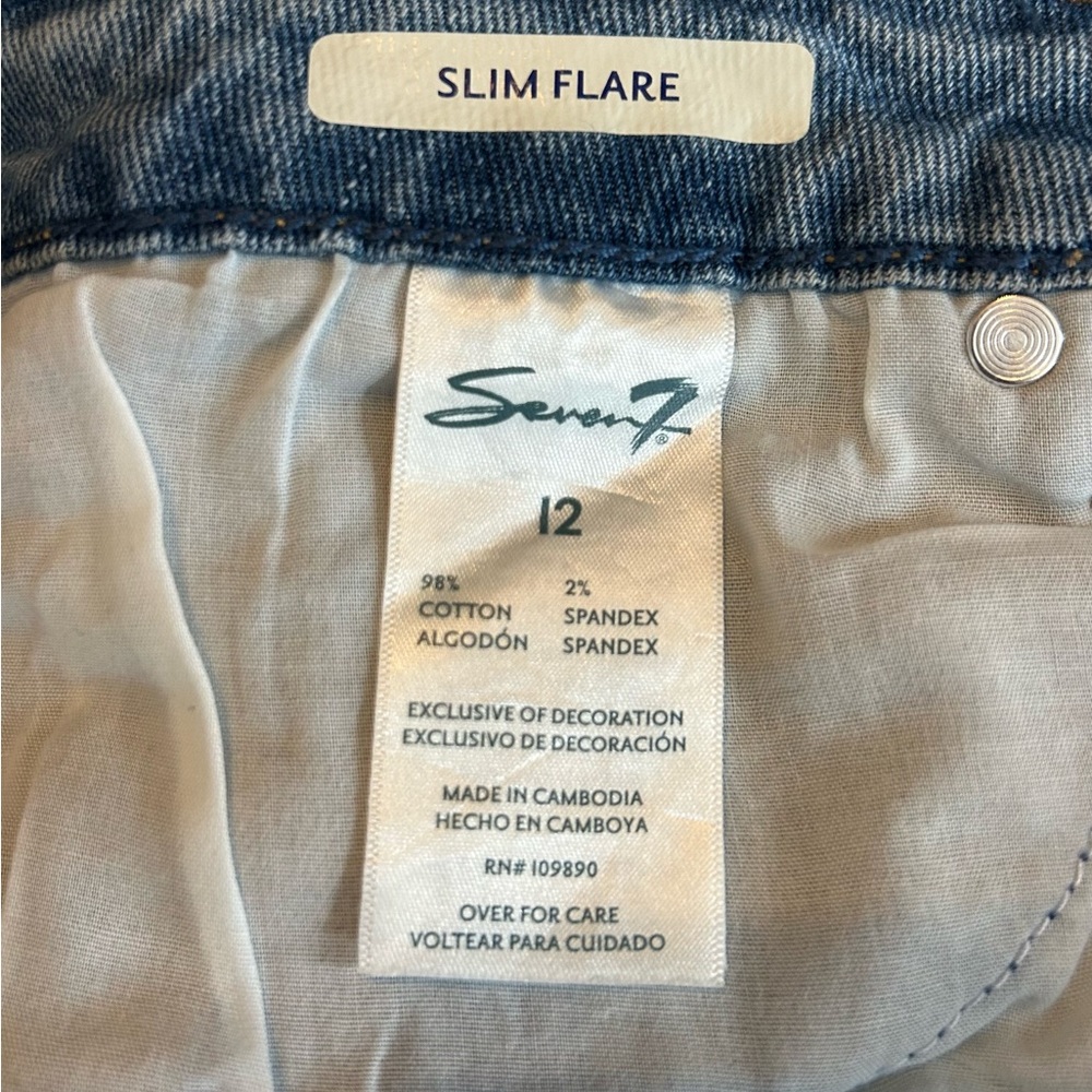 Seven7 Slim Flare Distressed Jeans Women’s Size 12 Boho Revival - Picture 3 of 6